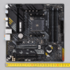 tuf-gaming-b550m-plus-wifi-07-escala Tamano Micro-ATX de 24.4 cm de la ASUS TUF Gaming B550M-PLUS WI-FI junto a cinta metrica