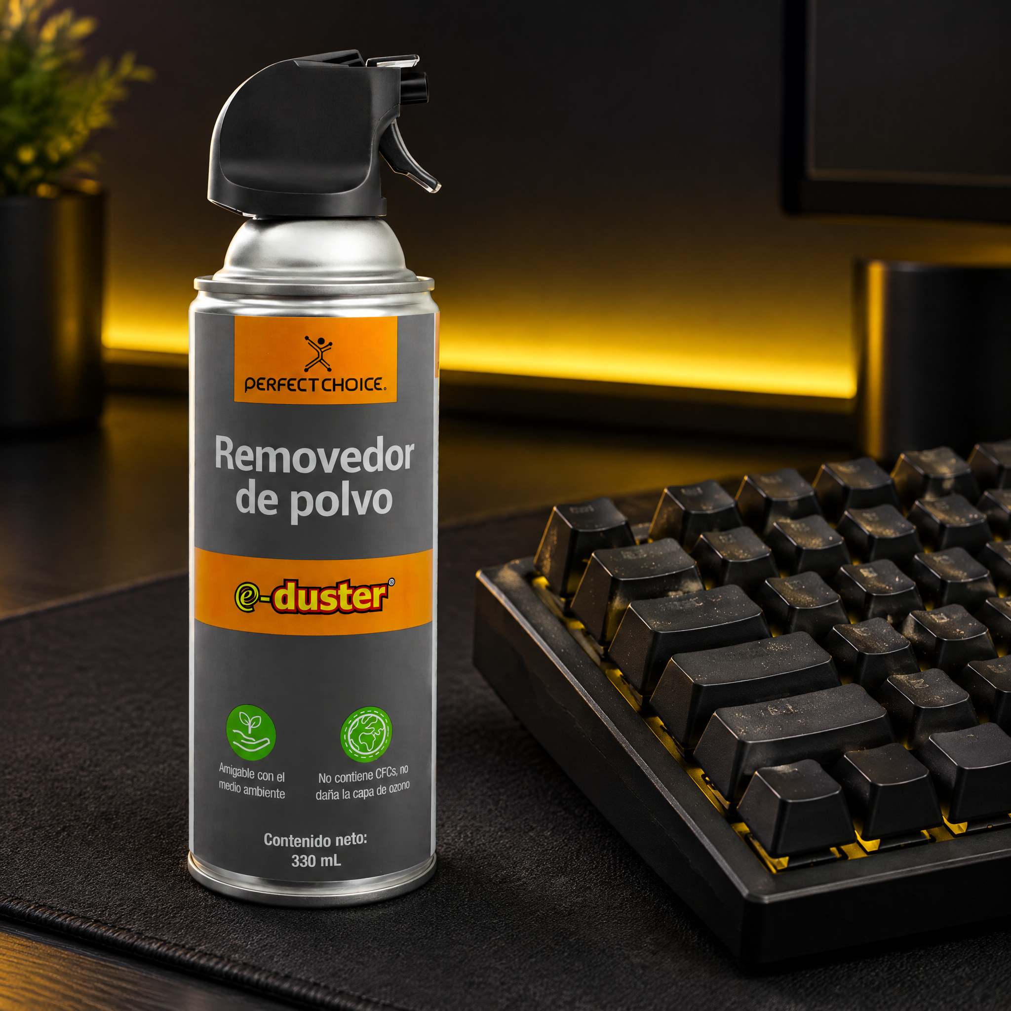 Aire comprimido Perfect Choice E-Duster 330 ml junto a un teclado mecánico con polvo